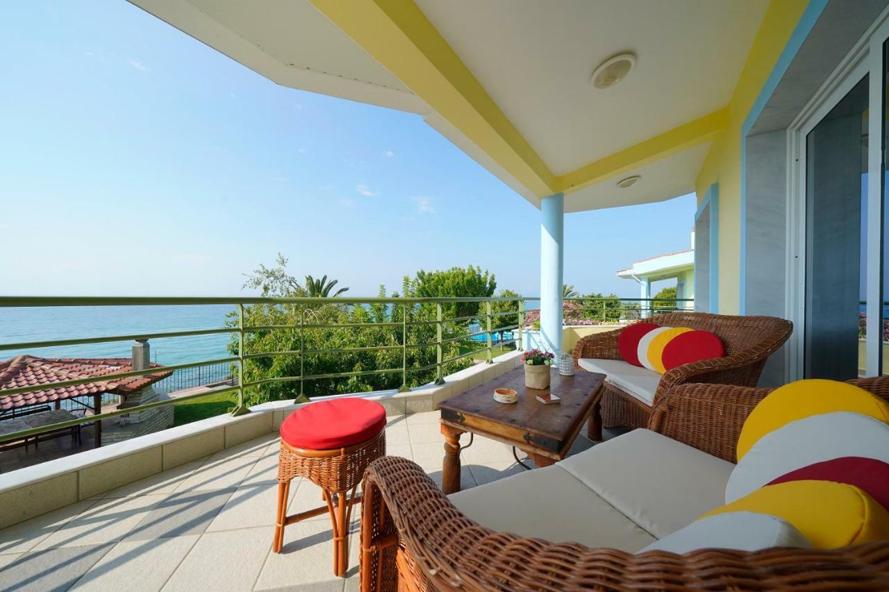 Secret Paradise Villas Loutra Elevtheron Exterior photo