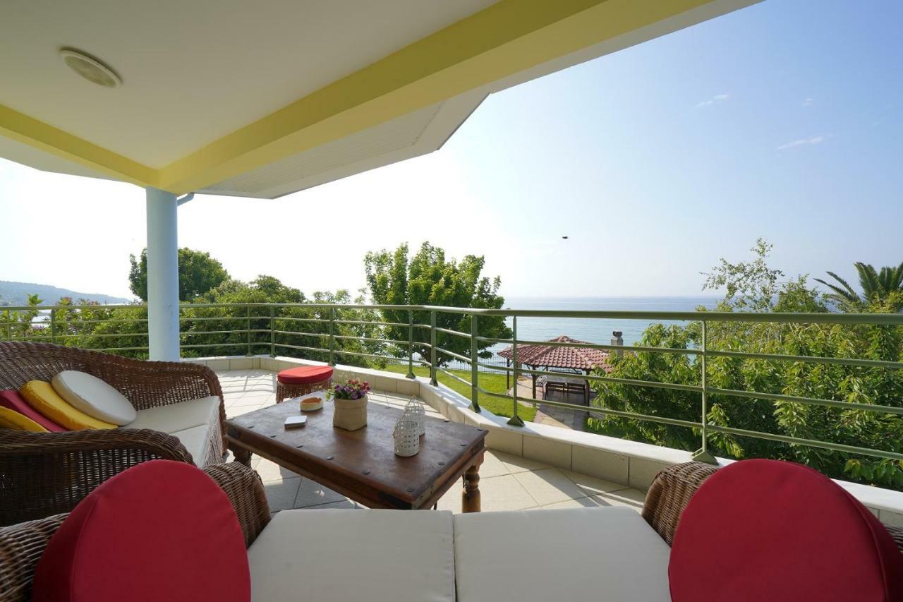 Secret Paradise Villas Loutra Elevtheron Exterior photo